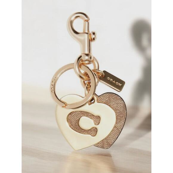 NWT Coach 91478 Signature Metal Heart Key Ring/Charm - Picture 1 of 4